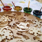 Holiday wooden shapes to decorate