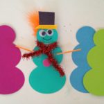 Decorating paper snowmen